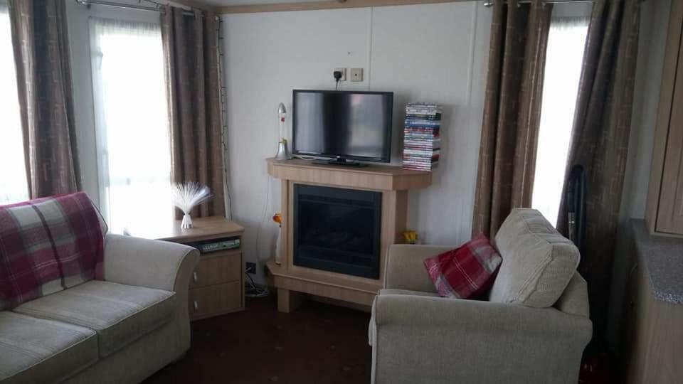 Chapmanholidaylets Cayton Bay Екстериор снимка